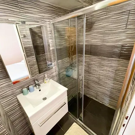 Charming In With Sea View - 35 M² * 자드라보노