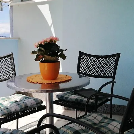 Charming In With Sea View - 35 M² Jadranovo