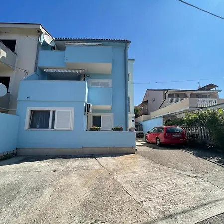 Charming In With Sea View - 35 M² Apartmán Jadranovo