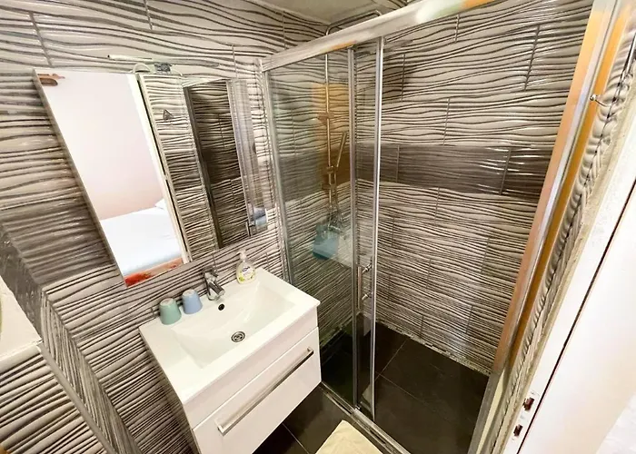 Charming In With Sea View - 35 M² * Jadranovo